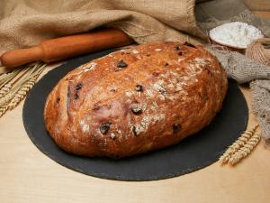 Хлеб Сибирский с клюквой и кедровым орехом